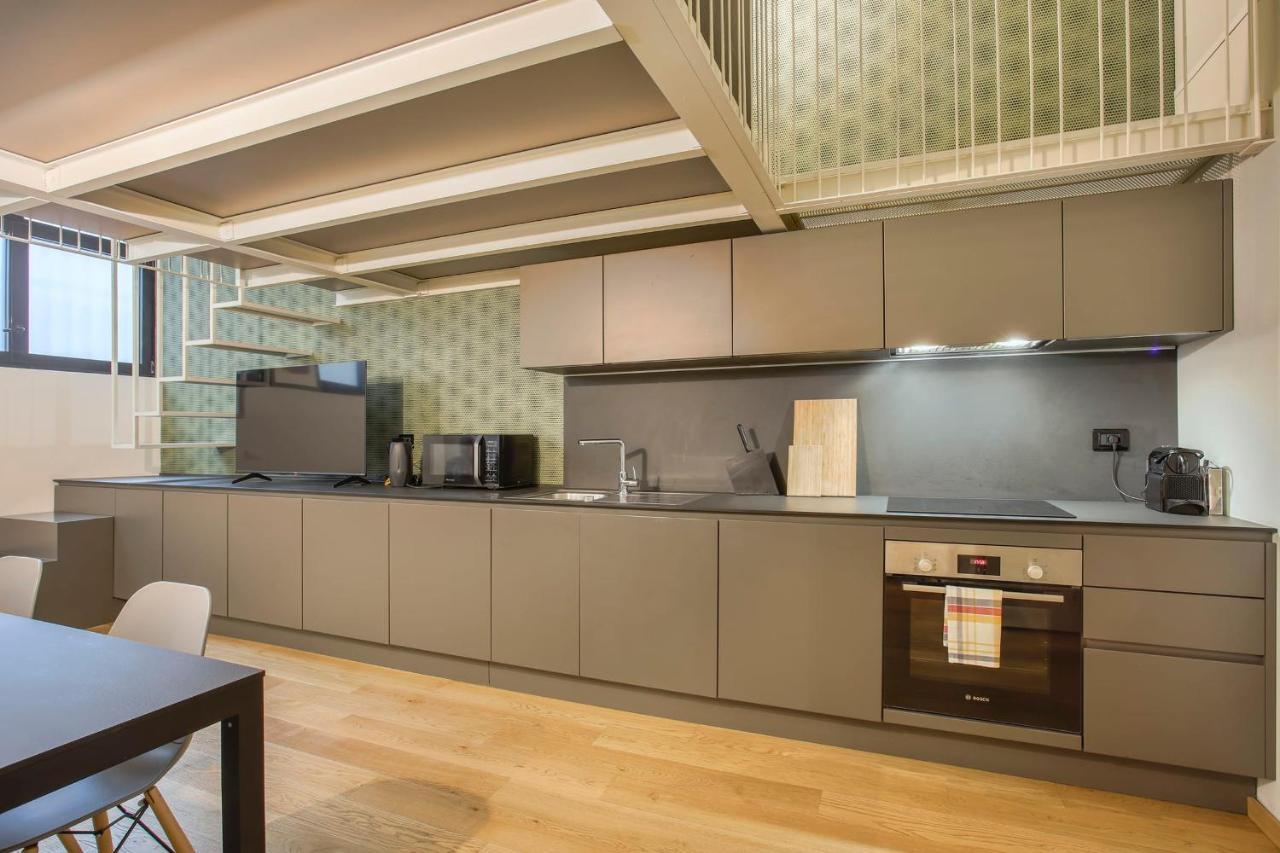 Modern Loft in Porta Venezia-Hosted by Sweetstay Milaan Buitenkant foto